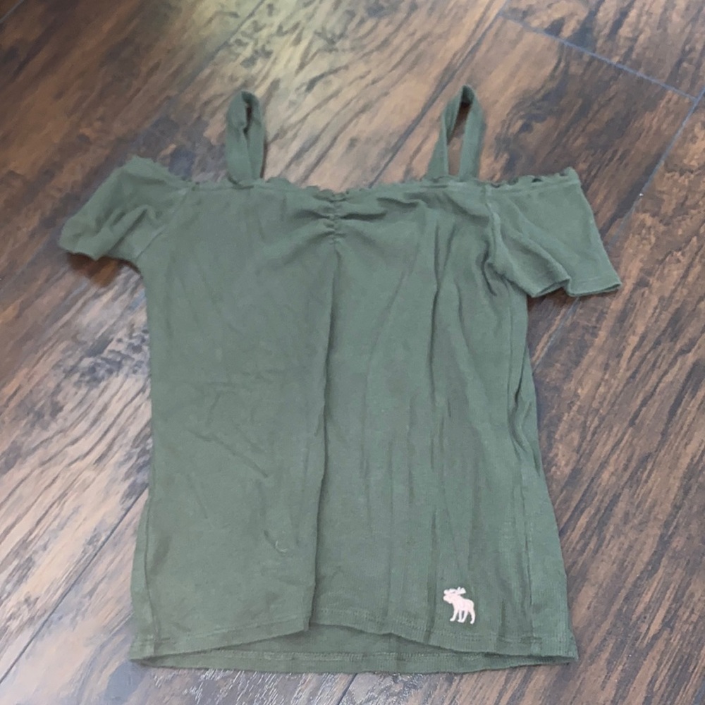 Abercrombie kids size 11/12 off the shoulder dark green shirt